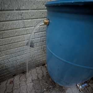 Image gallery-waterway-cleanups-virginia-rain-barrels-5